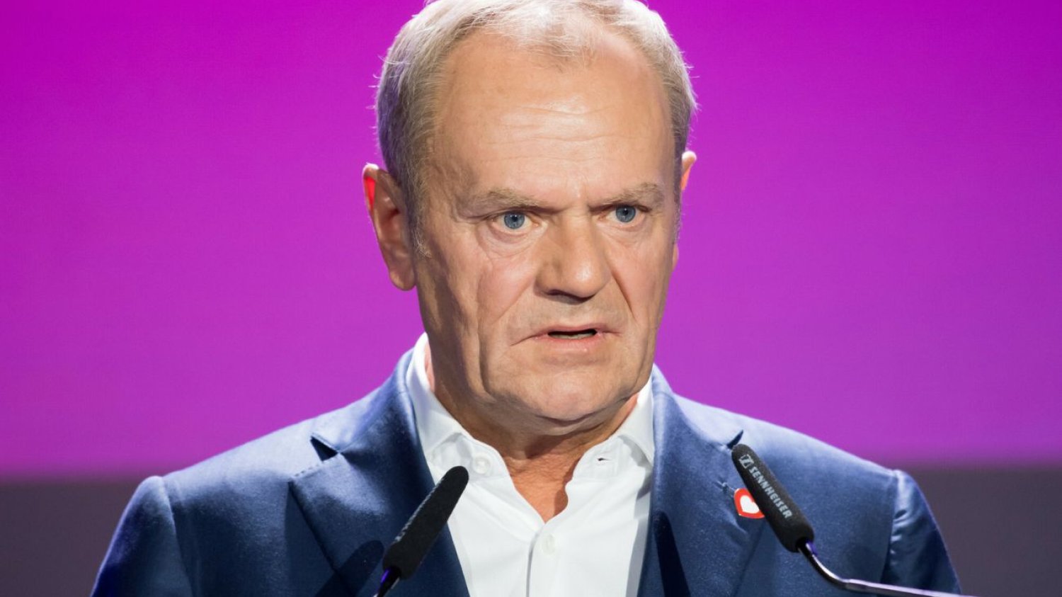 "Polska w tym coraz bardziej bezwzględnym konkursie egoistów na rynkach światowych i na frontach wojen, nie będzie naiwnym partnerem".