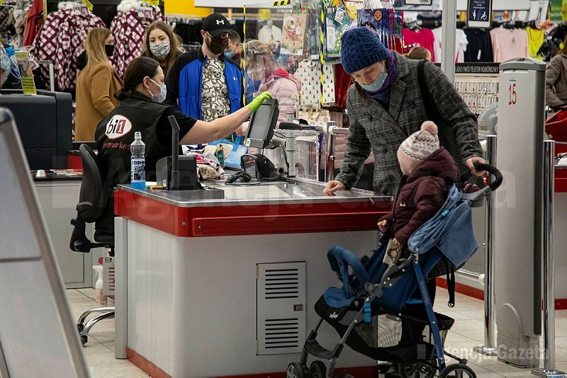 Za 500+ możemy kupić realnie coraz mniej.