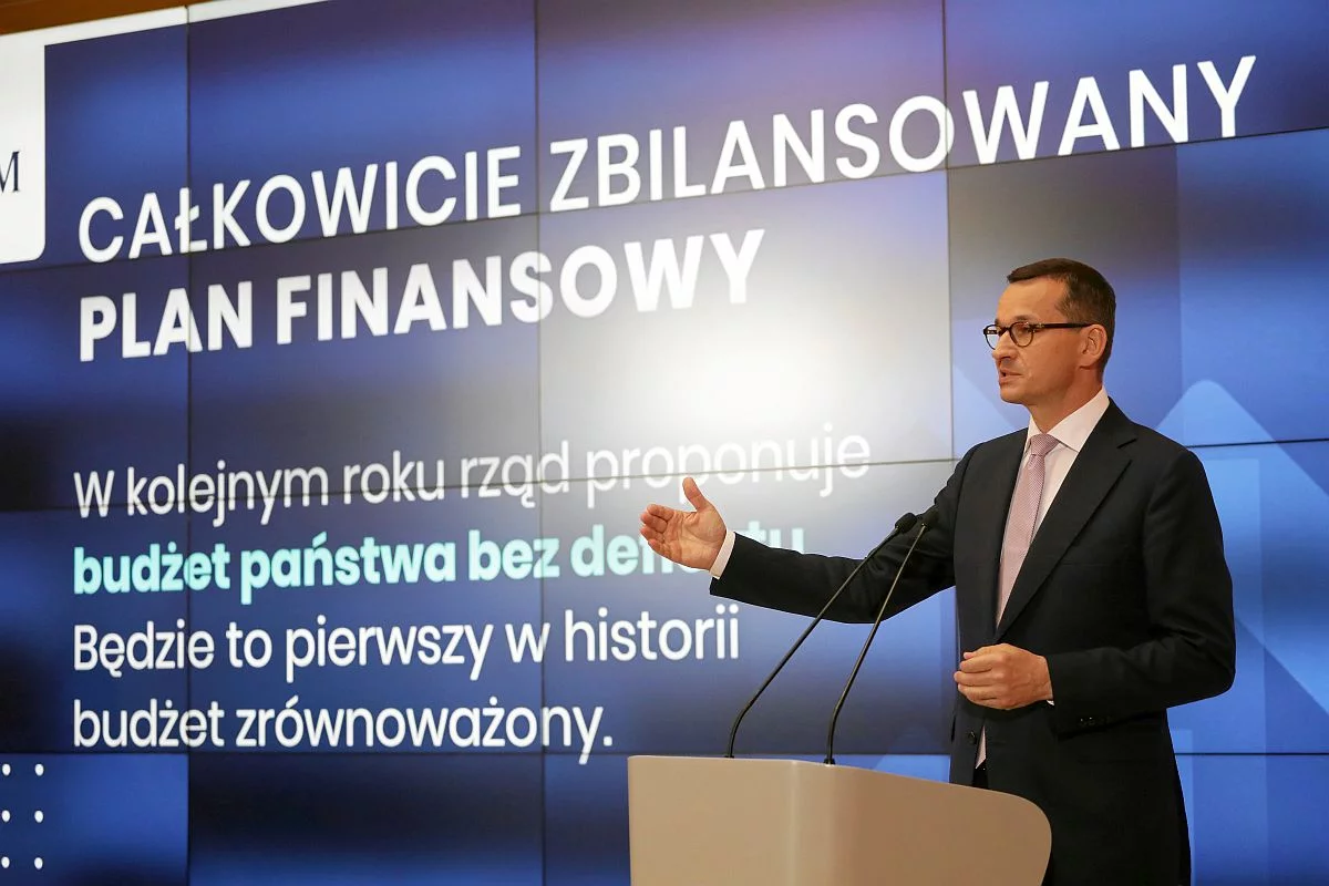 Premier - już nawet nie pół żartem, pół serio - zapowiedział, że w przyszłym roku 13. emerytura będzie, ale pod warunkiem, że PiS wygra nadchodzące wybory.