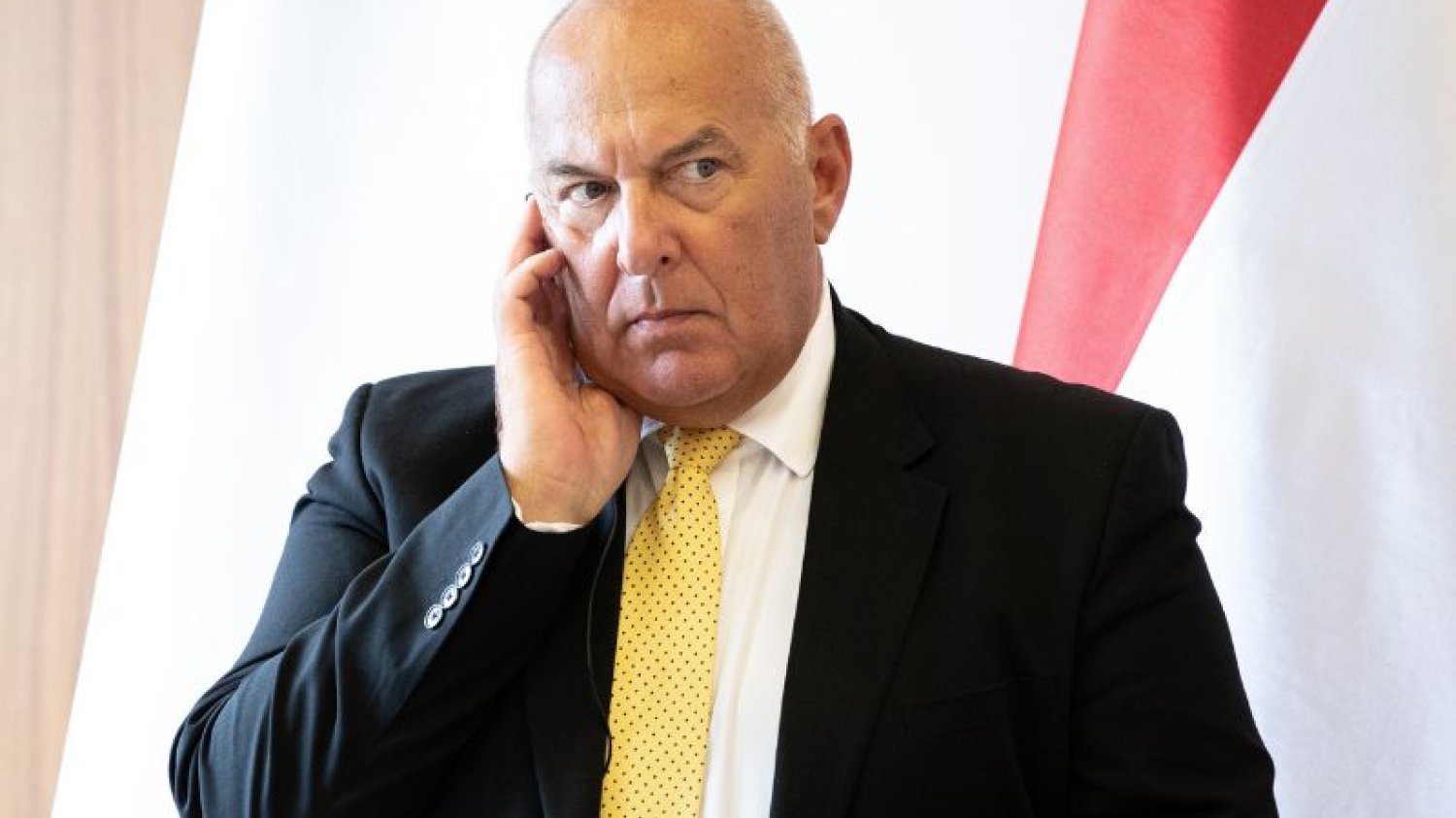 Minister finansów Tadeusz Kościński nie ma powodów do radości.