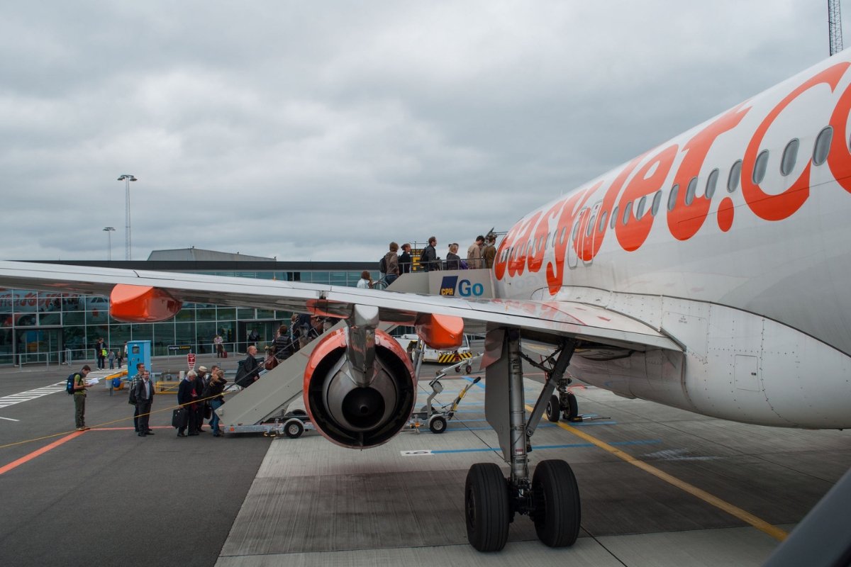 Nieporozumienie w Portugalii zostało spowodowane systemem wolnych slotów: załoga musiała wykorzystać nadarzającą się możliwość opuszczenia lotniska bez zakłócania ruchu na nim.