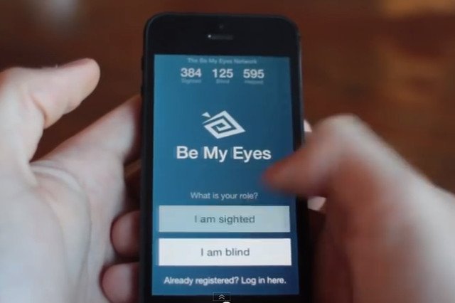 Aplikacja na urządzenia z systemem iOS, ułatwiająca życie niedowidzącym.