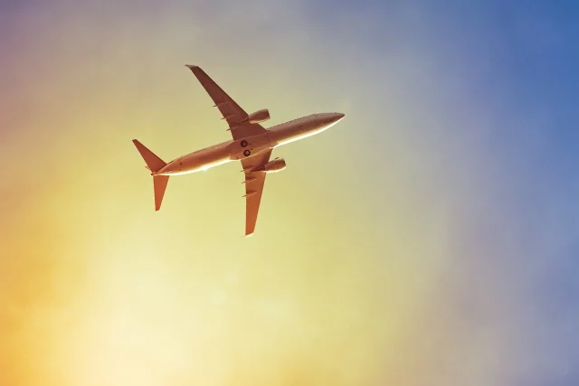 Flyover oferuje możliwość wynajęcia samolotu przez zorganizowaną grupę