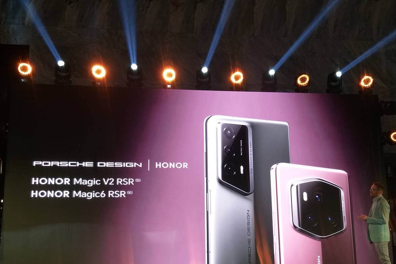 Smartfony Honor w wersji RSR.