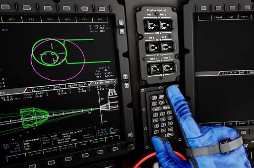 Wnętrze statku kosmicznego Starliner.