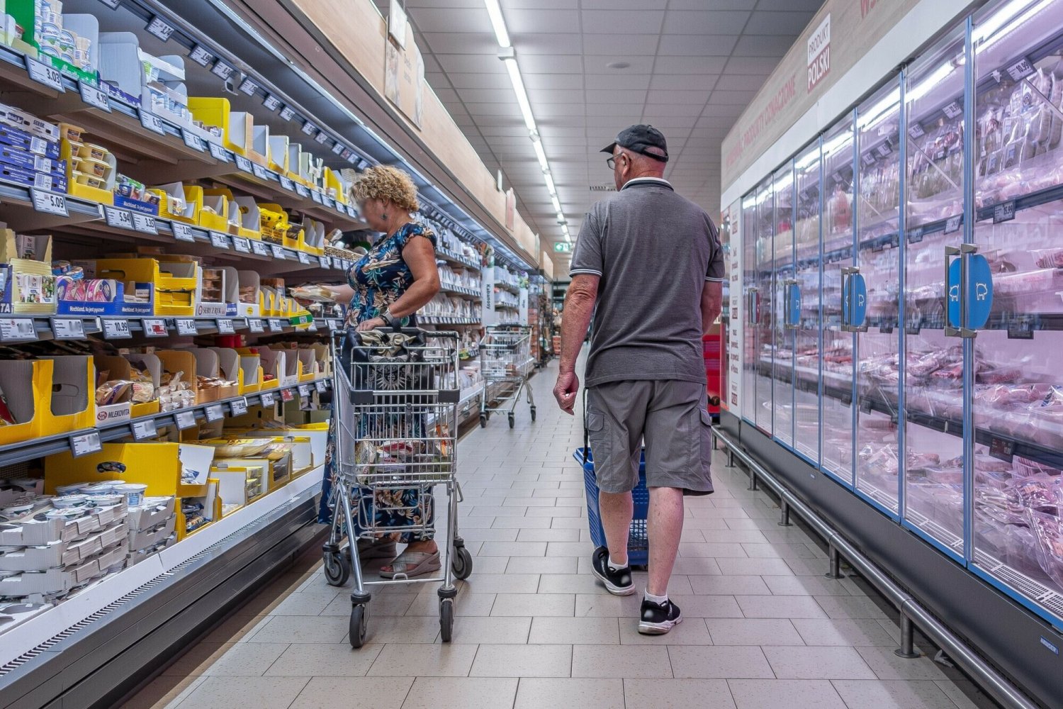 Znowu zakupy w niedzielę? Rośnie odsetek osób, które chcą cofnięcia zakazu handlu