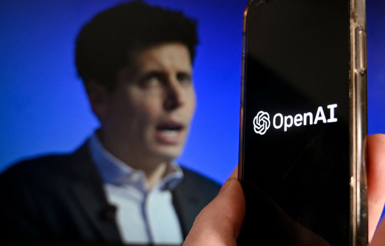 Sam Altman wraca do OpenAi i zostaje CEO