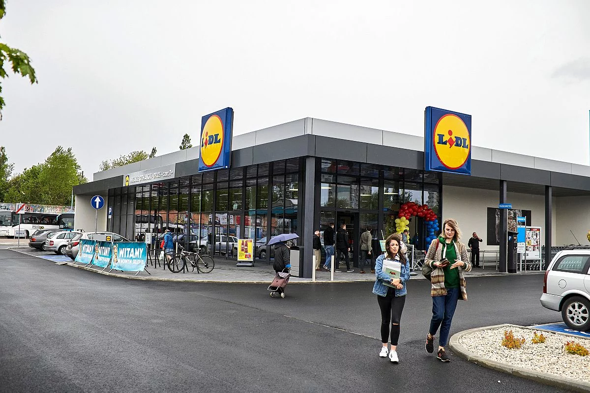 Kilka miesięcy temu Lidl wydał wspólnie z Instytutem Żywności i Żywienia zaczął promować nową piramidę żywieniową.