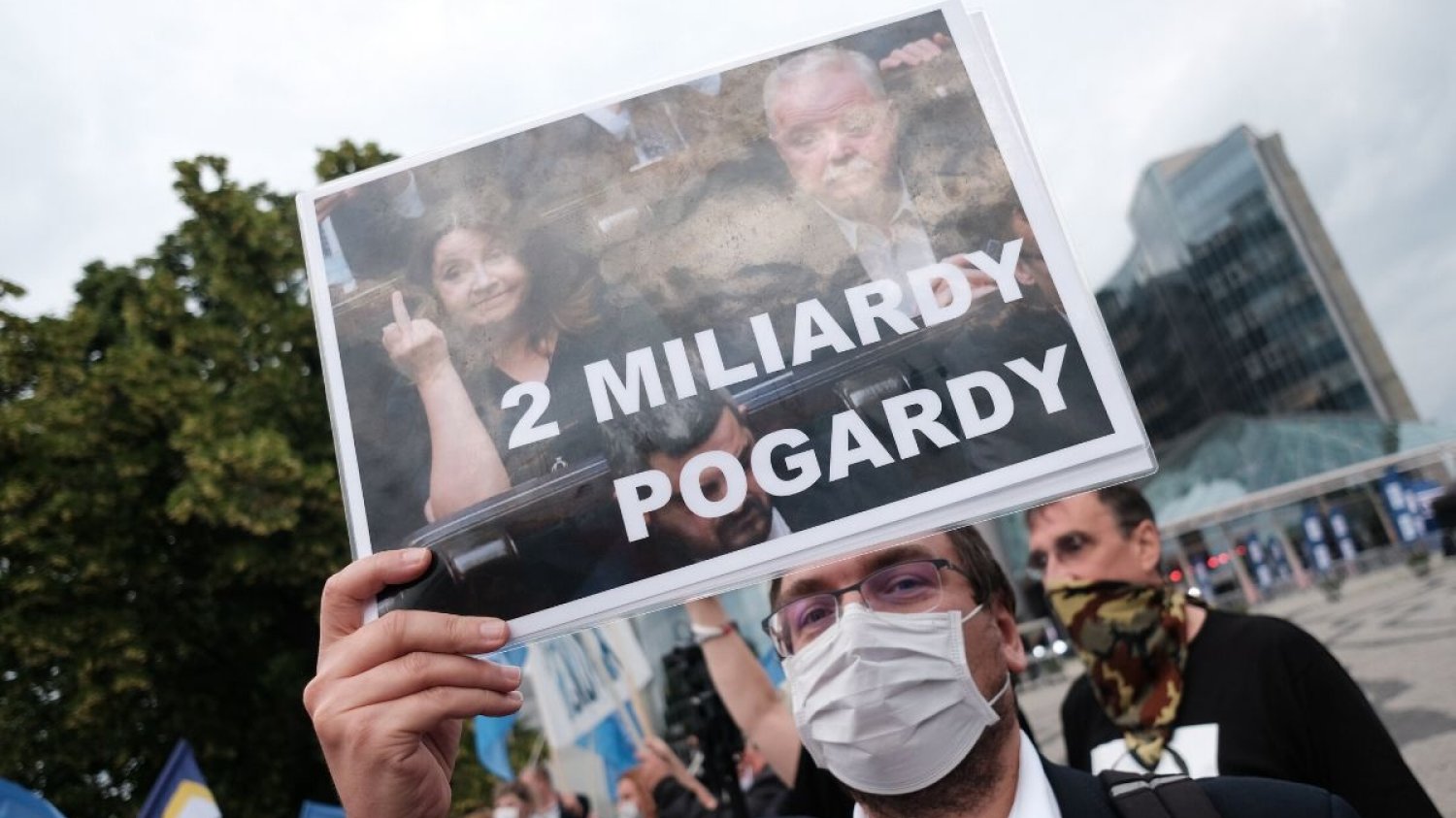 Andrzej Duda ma powody do zadowolenia po debacie prezydenckiej: nie musiał odpowiedzieć na żadne niewygodne pytanie gospodarcze.