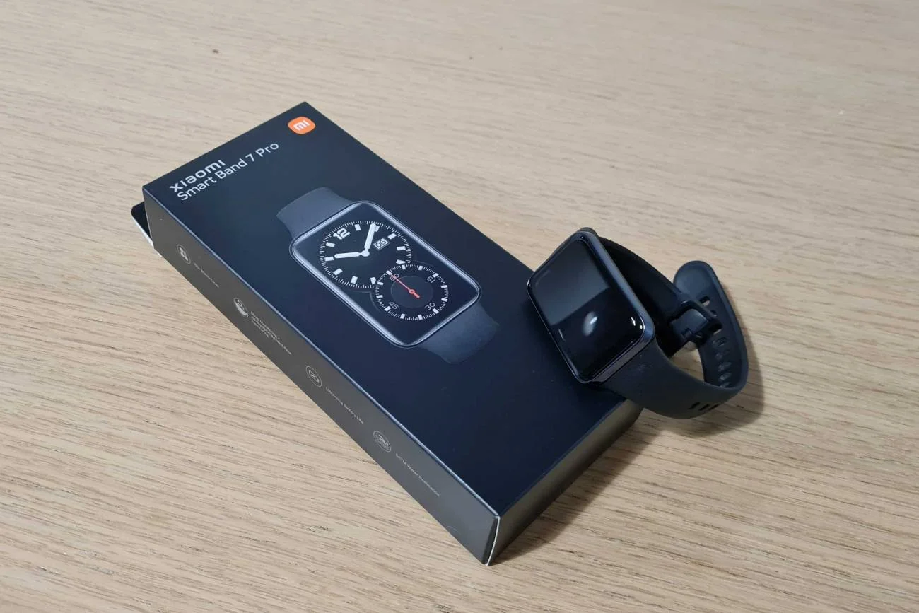 Xiaomi Mi Band 7 Pro z pudełkiem