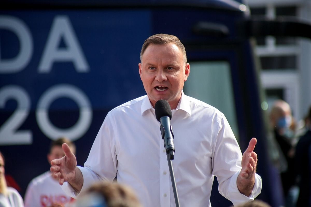 Andrzej Duda podpisał Kartę Wolności w Sieci.