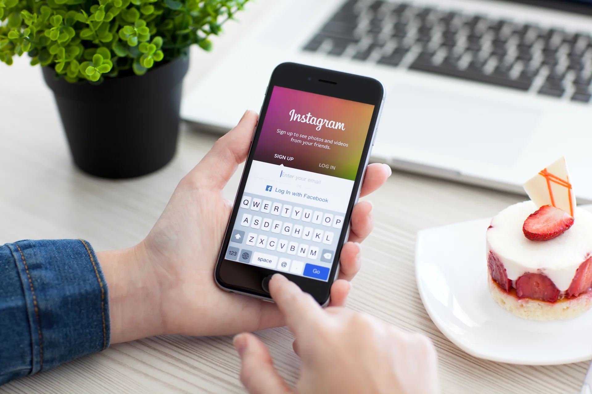 Instagram testuje nową funkcję - Reels, która jest klonem Tik Toka.