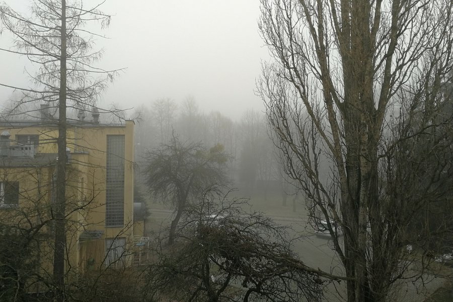 Zimowe uderzenie smogu. Normy zanieczyszczeń w Warszawie zostały przekroczone co najmniej dwukrotnie.