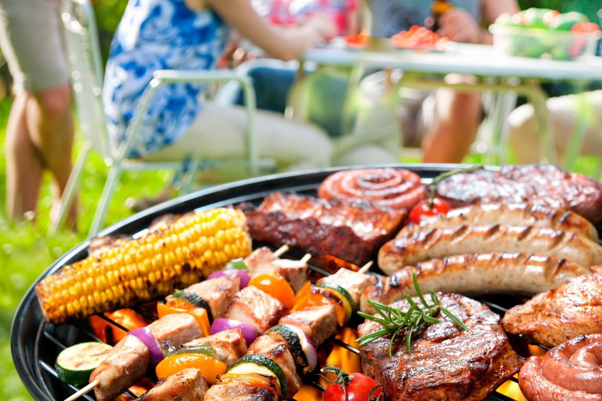 Gdzie robić zakupy przed weekendem majowym?