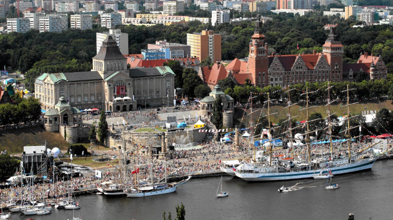 W Szczecinie w ramach konkursu wystarczy napisać biznesplan i otworzyć firmę. Eksperci darmowo pomogą w jej prowadzeniu.