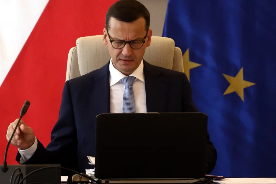 Rząd Mateusza Morawieckiego chciał najwyraźniej pospiesznie wprowadzić zmiany. Eksperci mają nadzieję, że działanie przepisów wstecz to jedynie urzędnicza pomyłka.