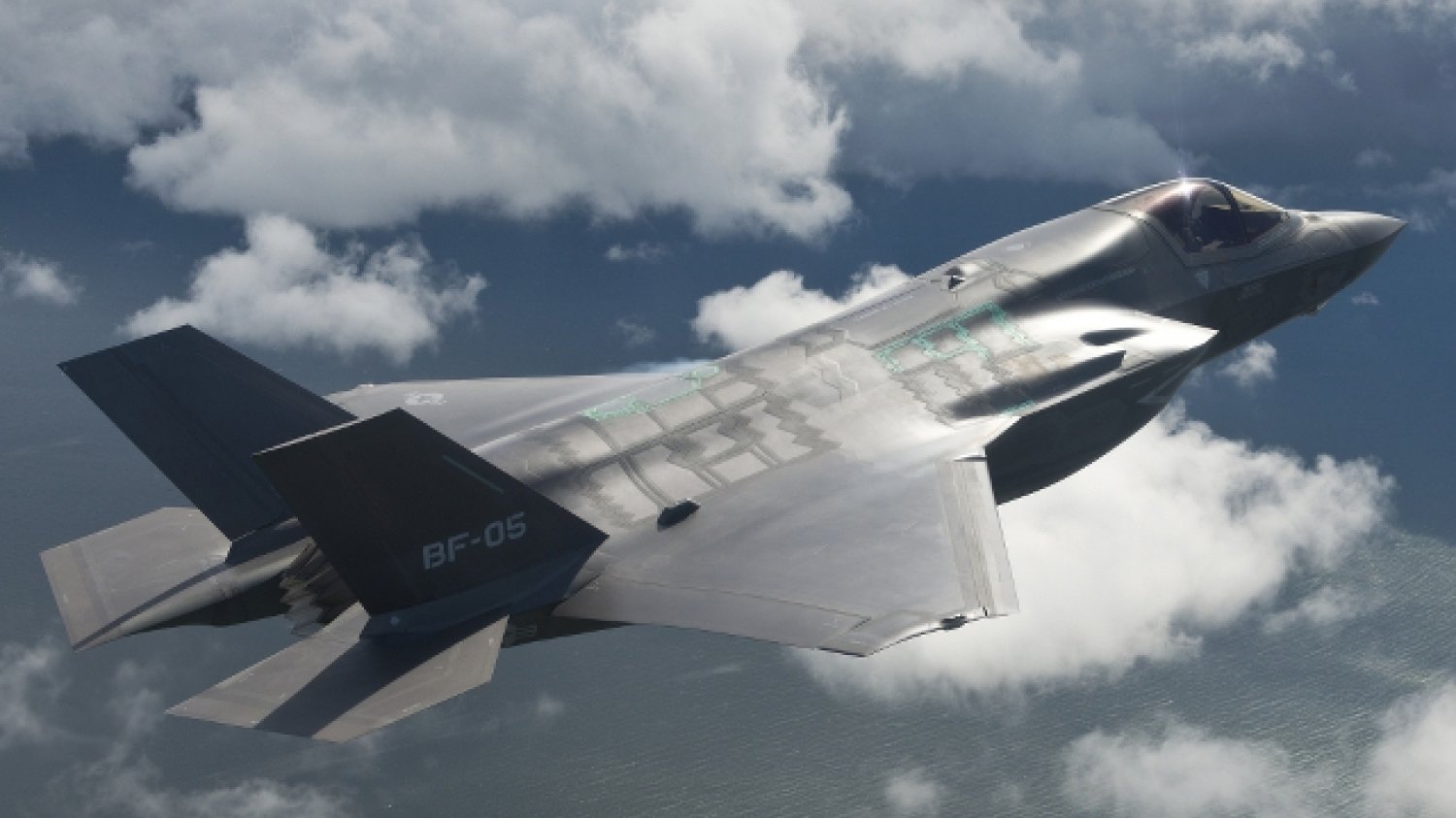 Dziś  kosztuje ponad 100 mln dolarów, ale po 2020 roku moglibyśmy go kupić za 80 - kusi Lockheed Martin