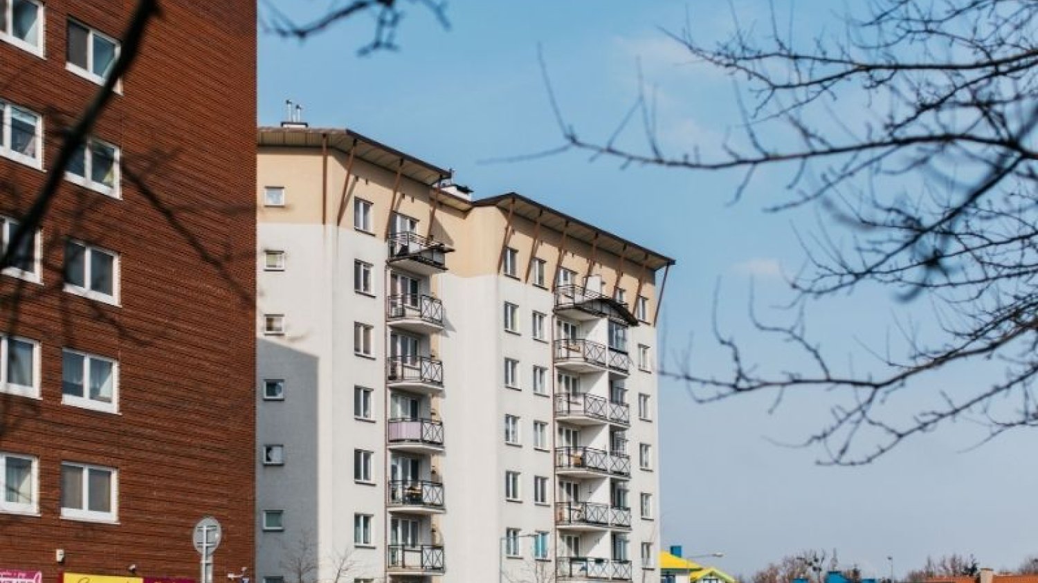 Negocjując z deweloperem cenę mieszkania, warto zwrócić uwagę na kilka rzeczy.