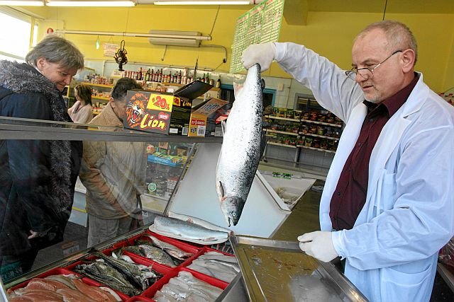 Łosoś i inne ryby morskie oraz oleje roślinne to najlepsze źródła kwasów omega-3.