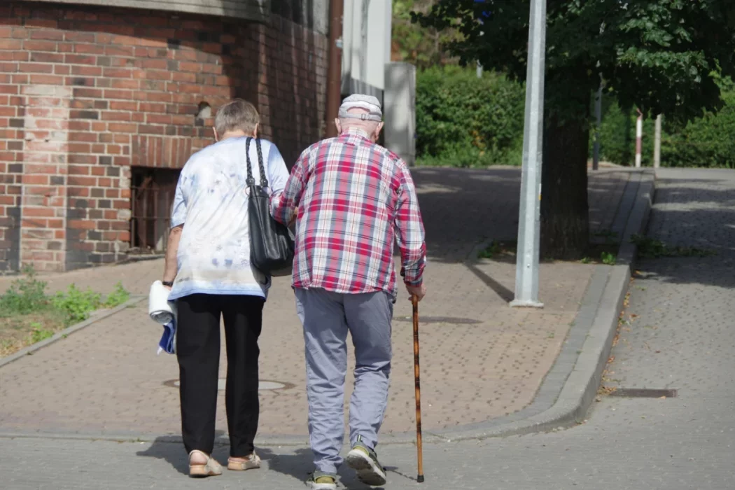 W przyszłym roku emeryci znów dostaną podwyżki, ale nie takie, jak obiecywał PiS.