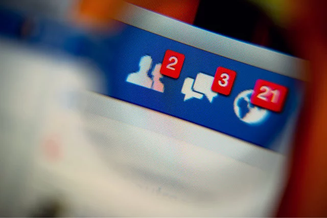 To, ile informacji umieścimy o sobie na Facebooku nie ma dużego znaczenia - przekonuje Kosiński. Bez nich również można nas przejrzeć na wylot