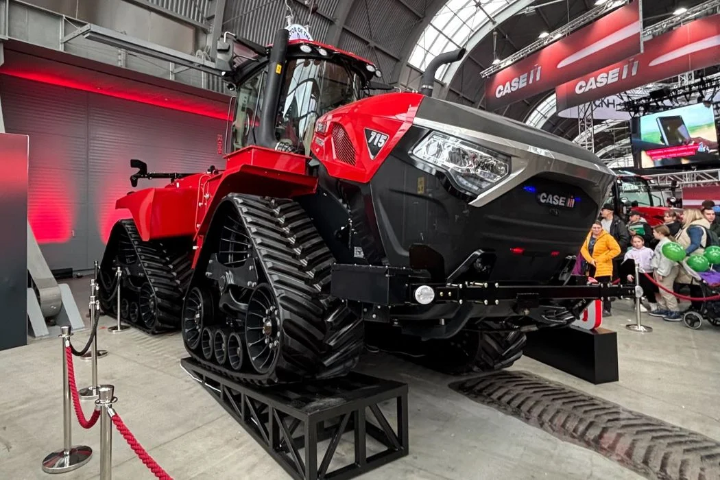 Case IH 715