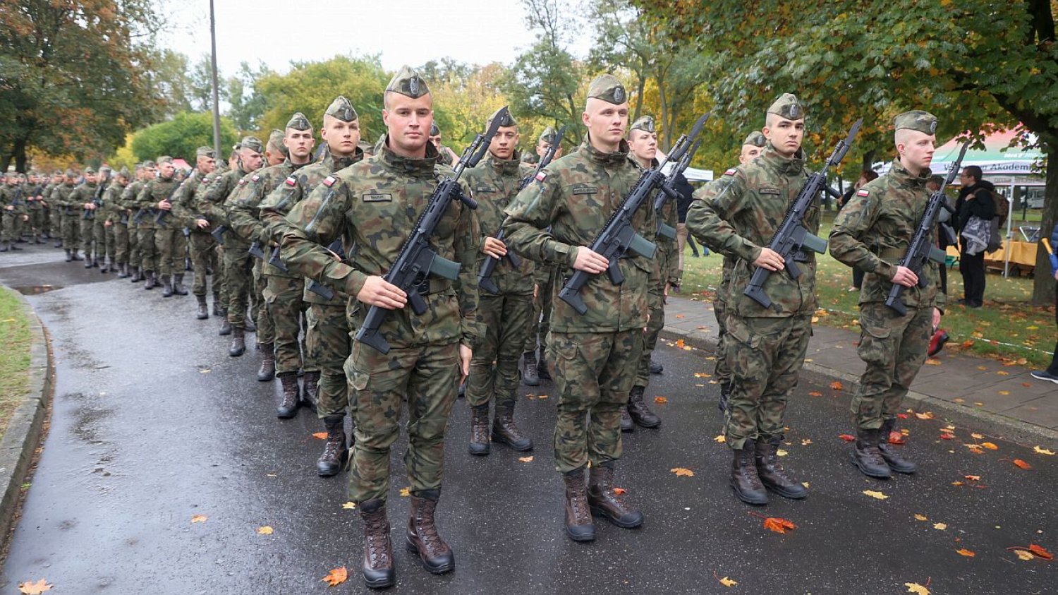 Wojsko otwiera punkty rekrutacji na dworcach kolejowych