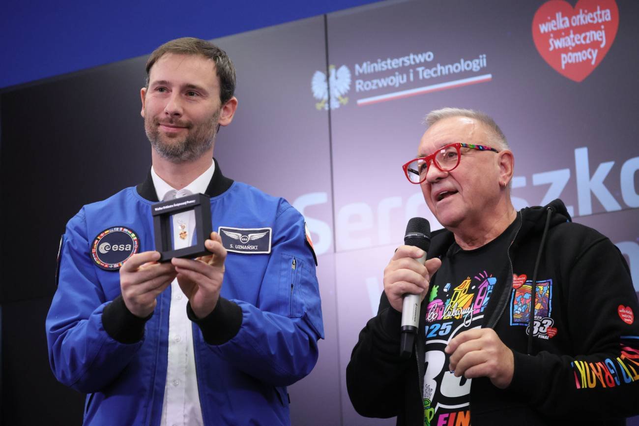 Sławosz Uznański, Jurek Owsiak i Złote Serduszko.