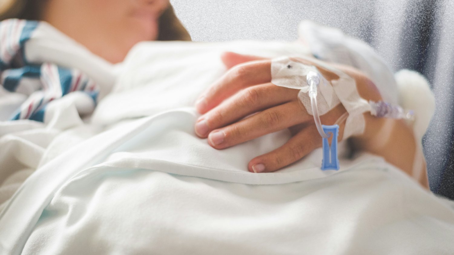 Polskie szpitale toną w długach. ZUS czeka na ponad miliard złotych