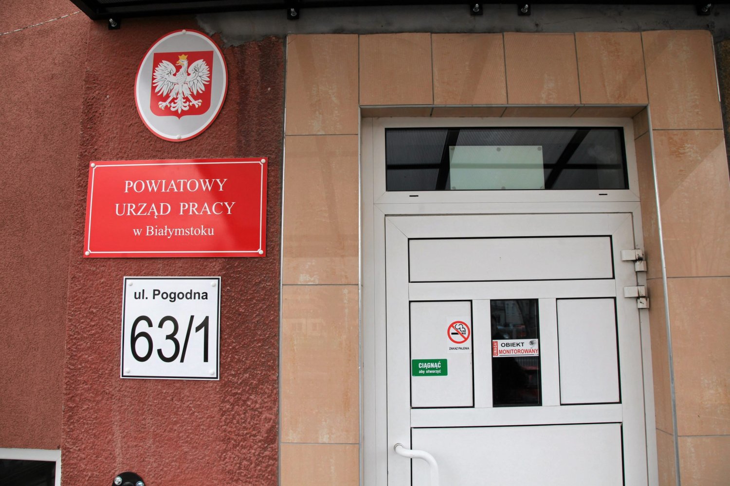 Polacy boją się utraty zatrudnienia, dlatego nie ryzykują na rynku pracy