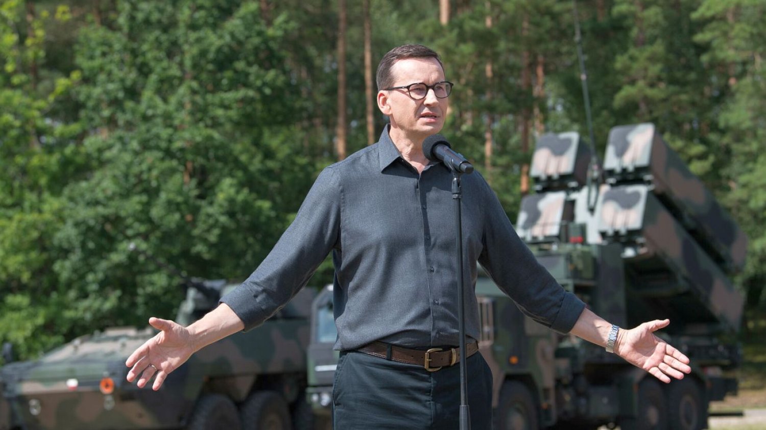 Pieniądze, które ponoć wydał Tusk, Morawiecki chce przeznaczyć na zbrojenia