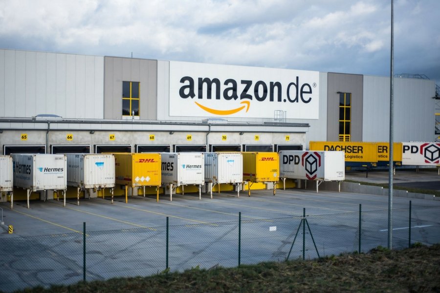 Amazon.de świętuje już na tydzień przed Wielkanocą.