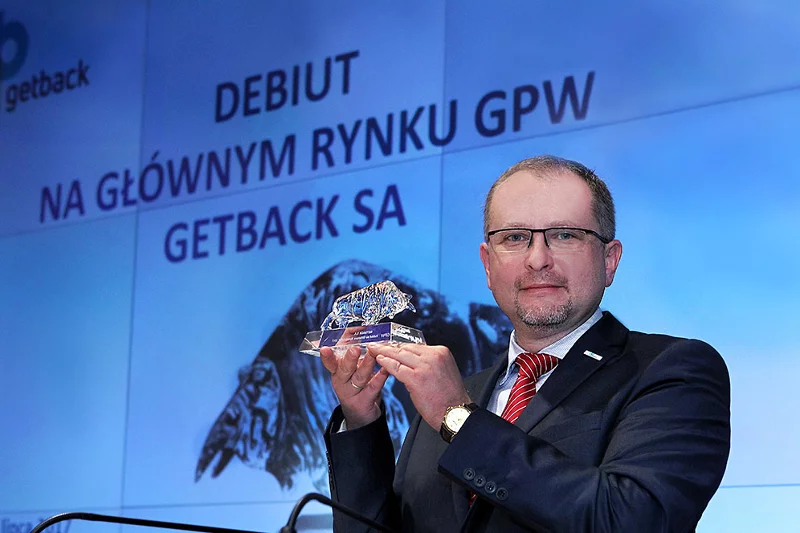 Konrad Kąkolewski, prezes GetBacku, podczas debiutu spółki na Giełdzie Papierów Wartościowych w Warszawie