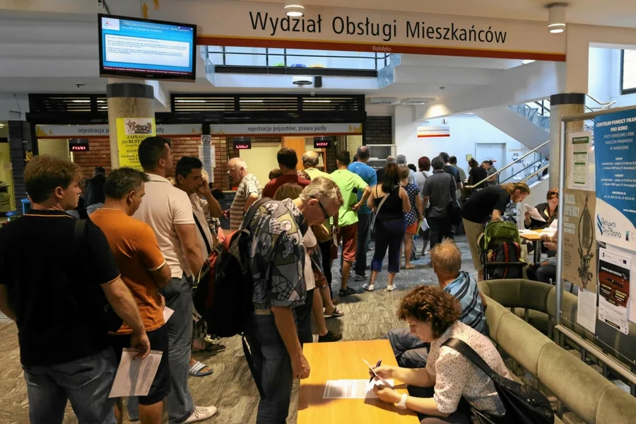 Przeciętny urzędnik musi obsługiwać około 25 aplikacji, plus oprogramowanie biurowe i antywirusowe.
