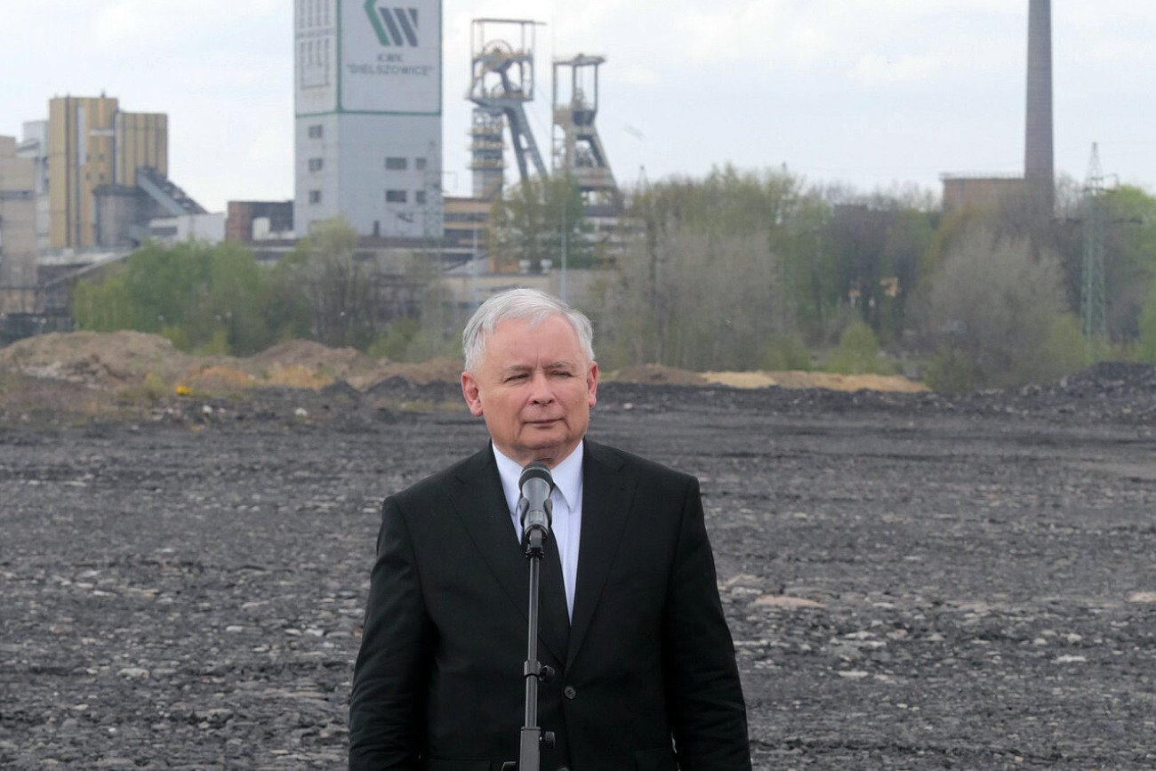 W Polsce zabraknie nawet 6 mln ton węgla. W Polsce zabraknie nawet 6 mln ton węgla.