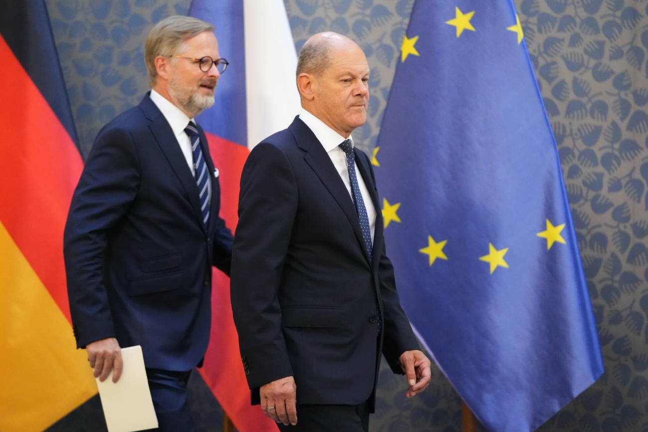 Premier Czech Petr Fiala i kanclerz Niemiec Olaf Scholz
