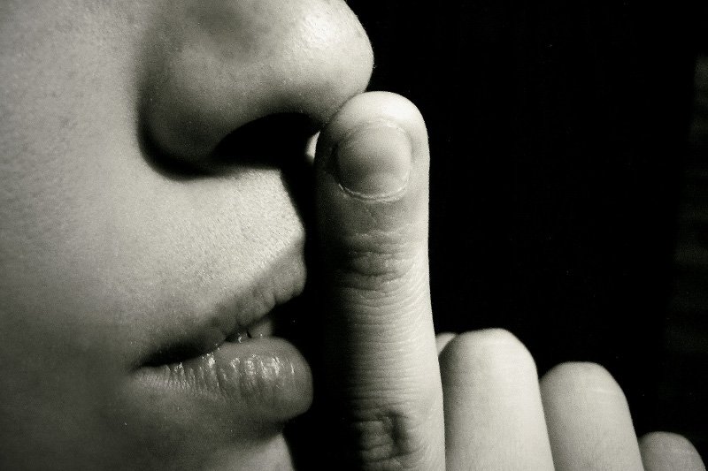 Pierwszego dnia w pracy milczenie może okazać się złotem.