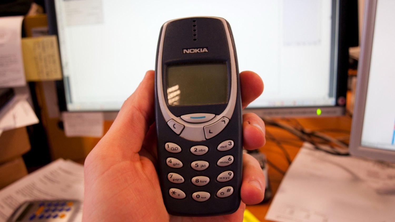 Nokia 3310.