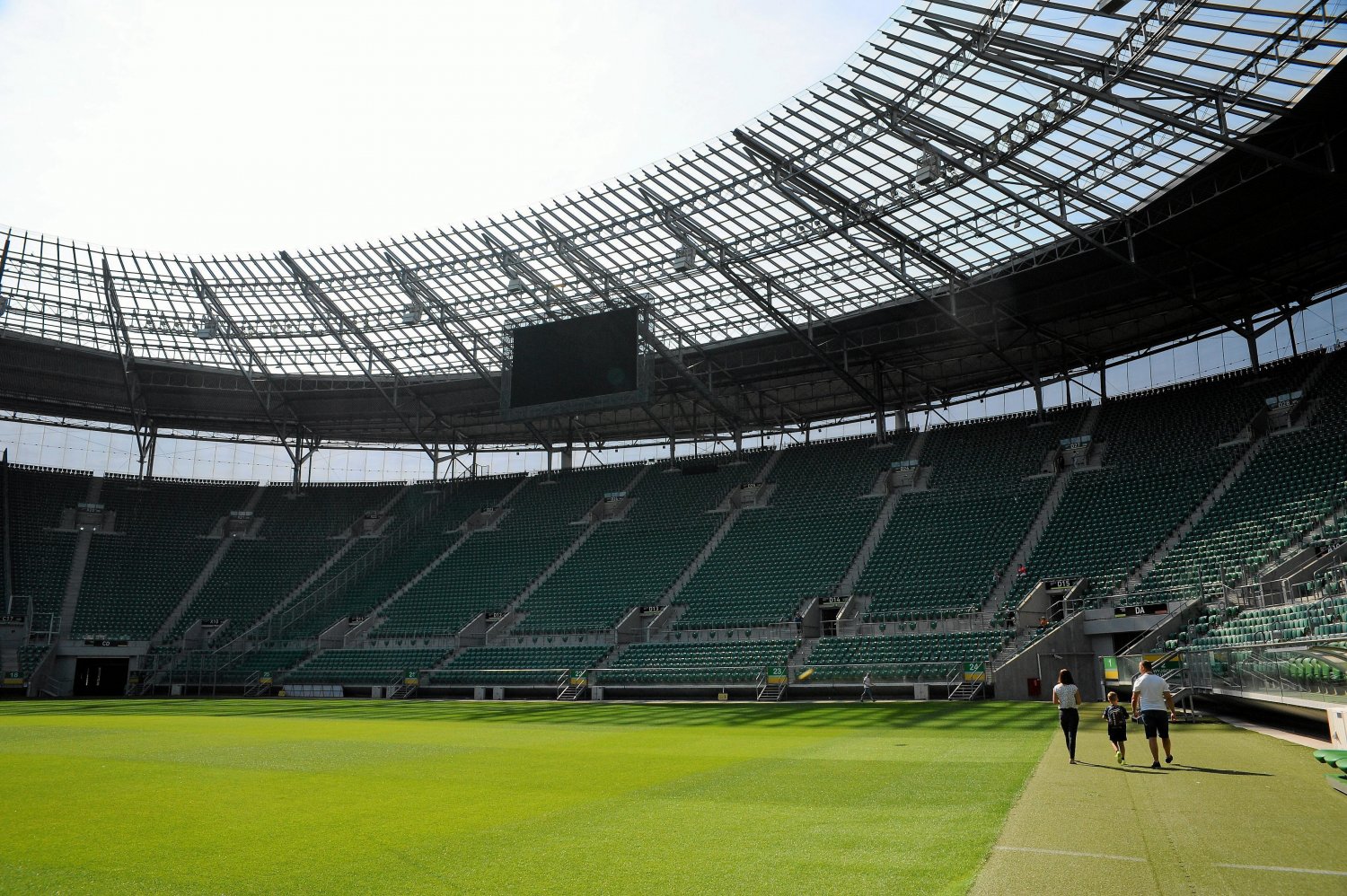 Stadion Wrocław od lat przynosi straty. Dofinansowuje go miasto, które wciąż spłaca kredyt za jego budowę.