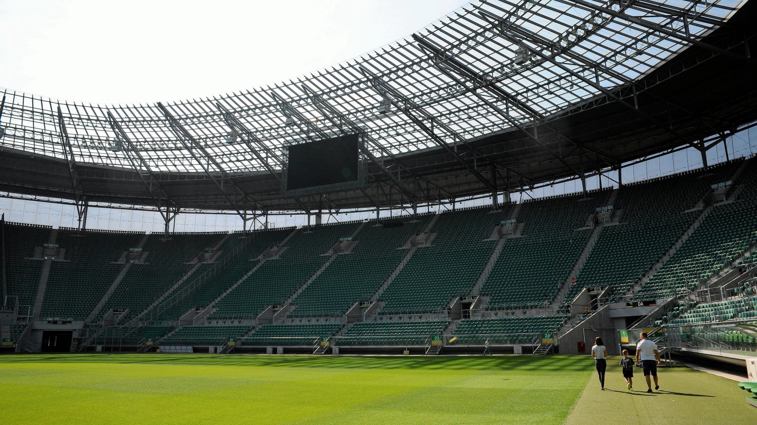 Stadion Wrocław od lat przynosi straty. Dofinansowuje go miasto, które wciąż spłaca kredyt za jego budowę.
