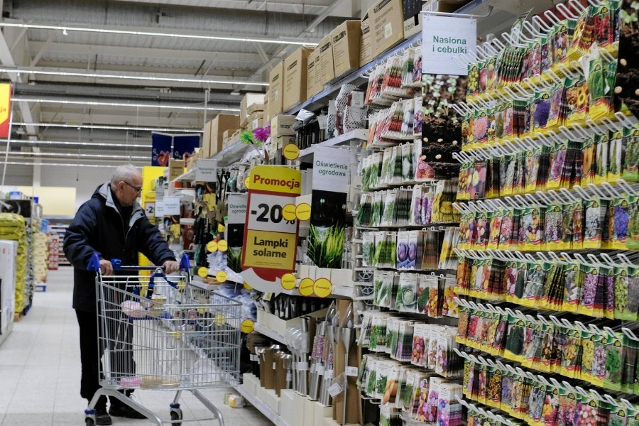 Epoka hipermarketów dobiega końca, przekonuje ekspert branży.