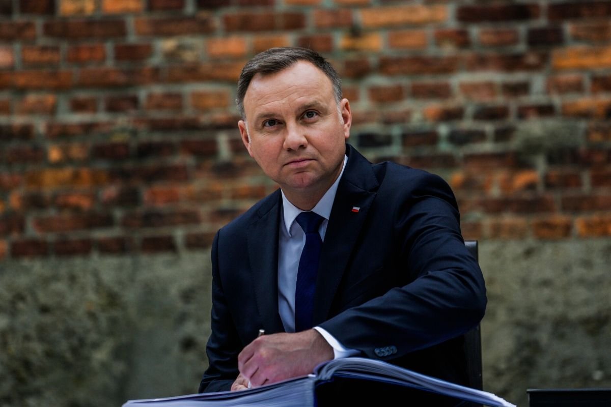 Stowarzyszenie Kreatywna Polska jest zaniepokojona faktem, że Andrzej Duda podpisał Kartę Wolności w Internecie.