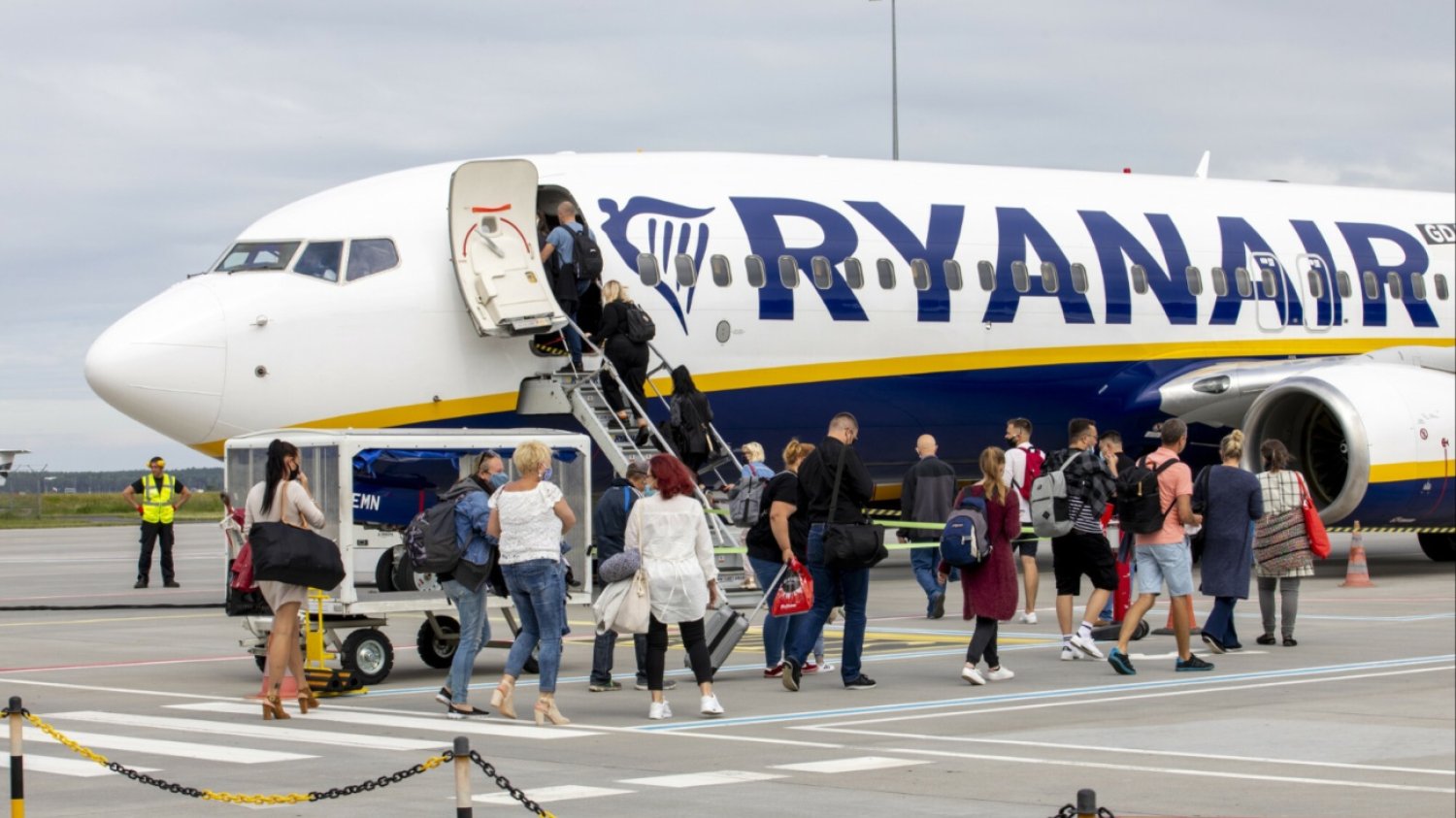 Pasażerowie, samolot Ryanair.