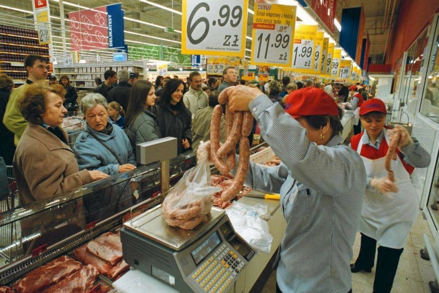 Żywność sprzedawana za pośrednictwem platformy Outlet Spożywczy pochodzi zarówno od producentów, jak i dystrybutorów.