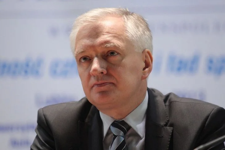 Jarosław Gowin ogłosił decyzję na Twitterze.