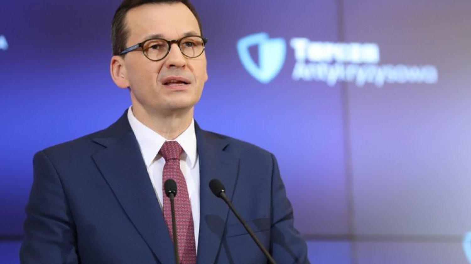 Tarcza kryzysowa to według ekspertów sito.