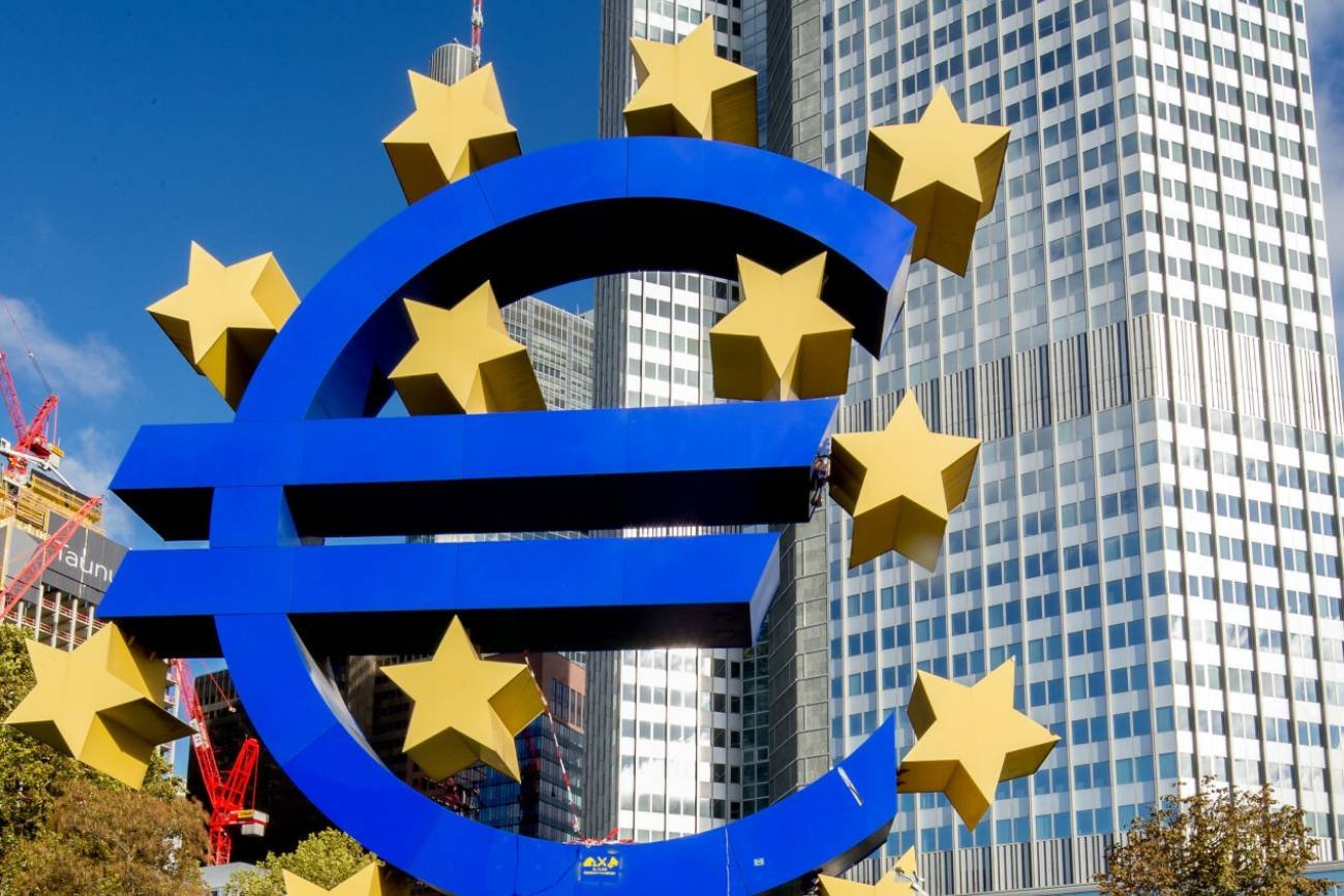 Znak euro przed EBC