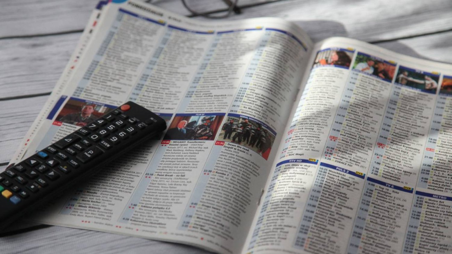 Pilot na programie telewizyjnym.