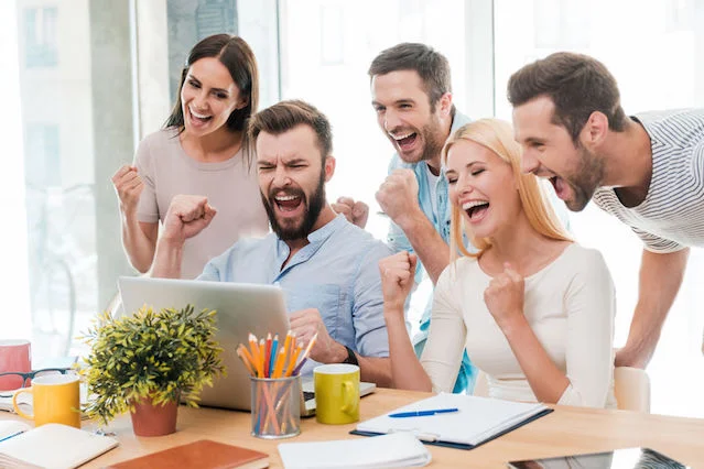 Gotowi, by w geście triumfu krzyczeć do laptopa?