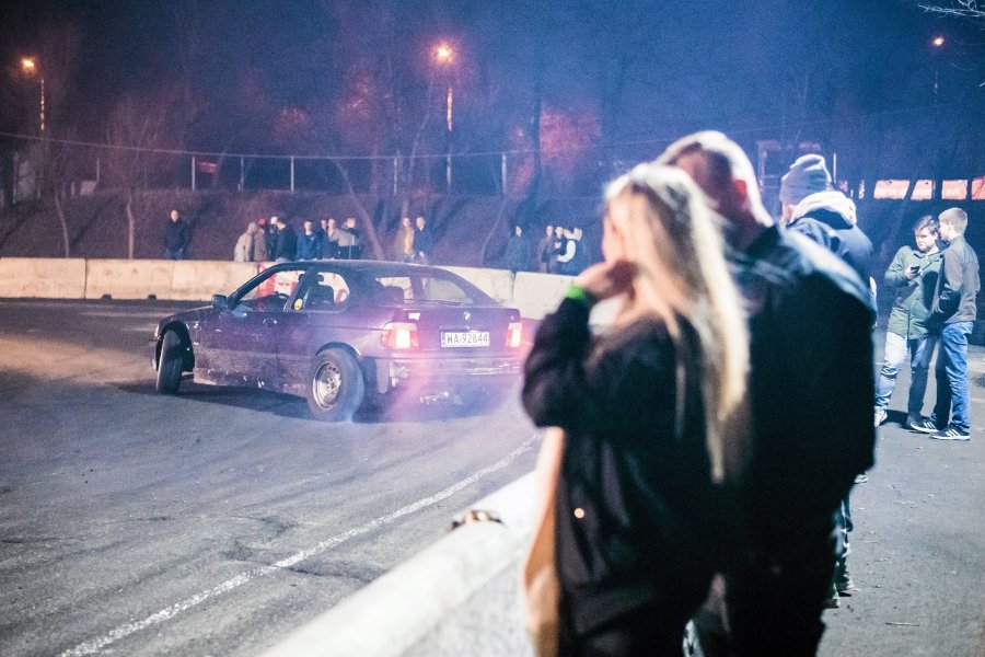 Ubiegłoroczne Warsaw Racing Night na torze FSO w Warszawie.